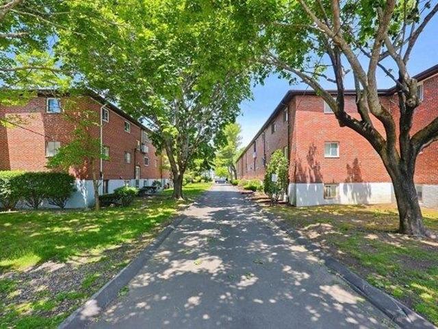 Condo for sale in West Roxbury, Boston
