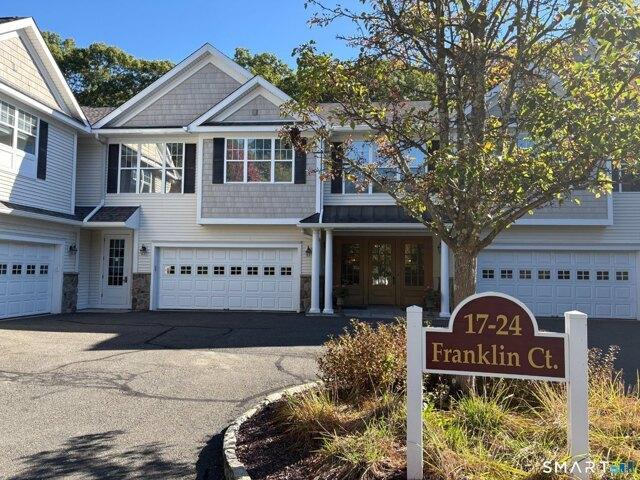 Condo for sale in Newtown, Western Connecticut Planning Region