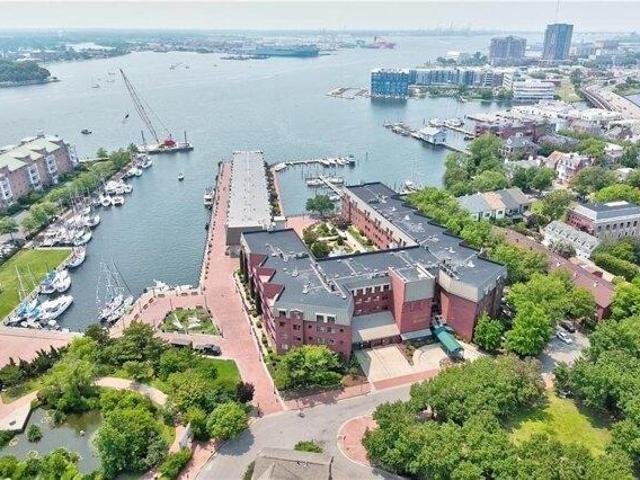 Condo for sale in Norfolk