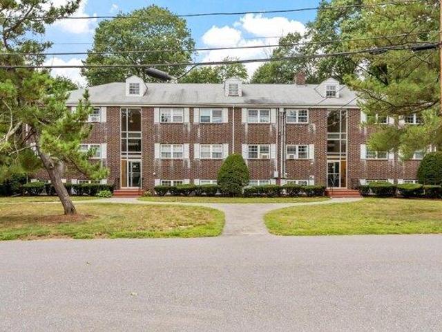 Condo for sale in North Andover, Essex County