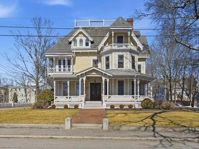 Condo for sale in Bristol, Massachusetts
