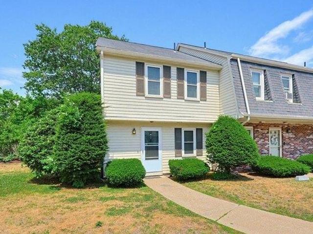 Condo for sale in Bristol, Massachusetts