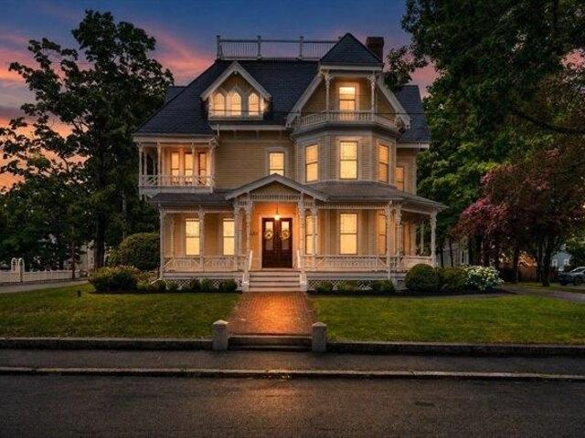 Condo for sale in Bristol, Massachusetts