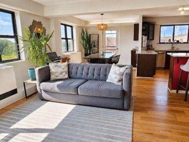 Condo for sale in Hudson, New Jersey
