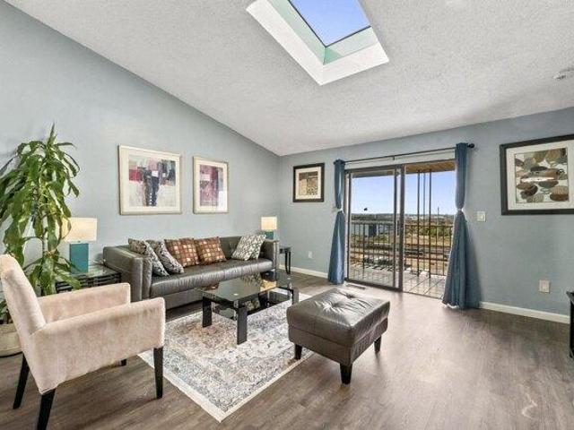 Condo for sale in North Bergen, Hudson County