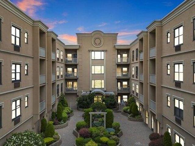 Condo for sale in North Bergen