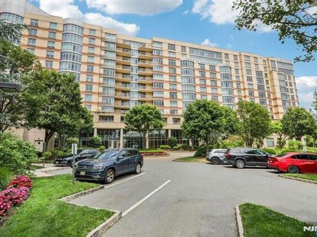 Condo for sale in North Bergen