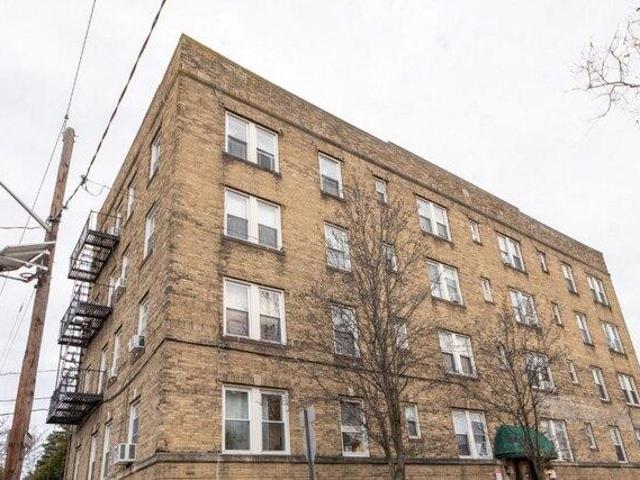 Condo for sale in North Bergen