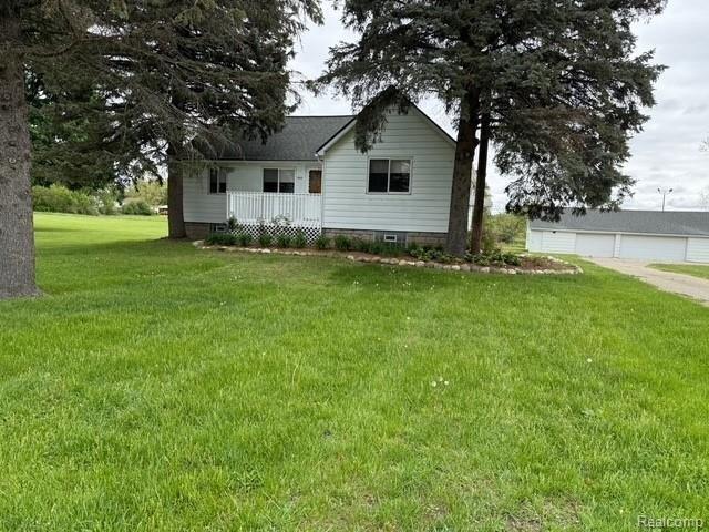 House for sale in North Branch, Michigan