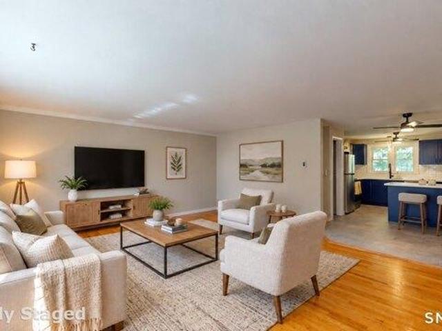 Condo for sale in North Branford, South Central Connecticut Planning Region