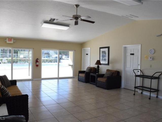 Room for rent in Lochmoor Villas Condos, North Fort Myers