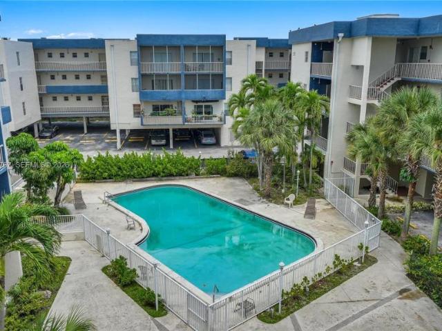Apartment for sale in North Miami Beach, Florida