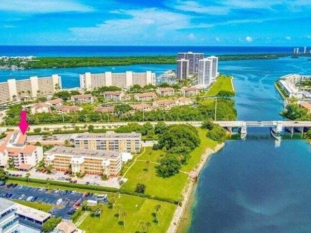 Condo for sale in North Palm Beach, Florida