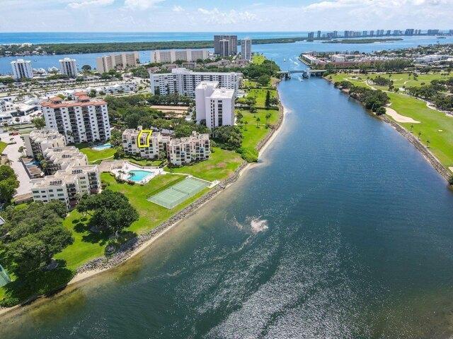 Condo for sale in North Palm Beach, Florida