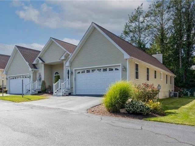 Condo for sale in North Providence, Rhode Island