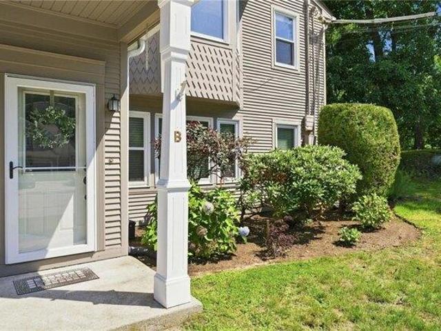 Condo for sale in North Providence, Rhode Island