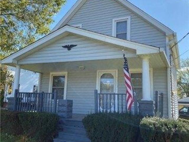 House for sale in Hinckley, Ohio