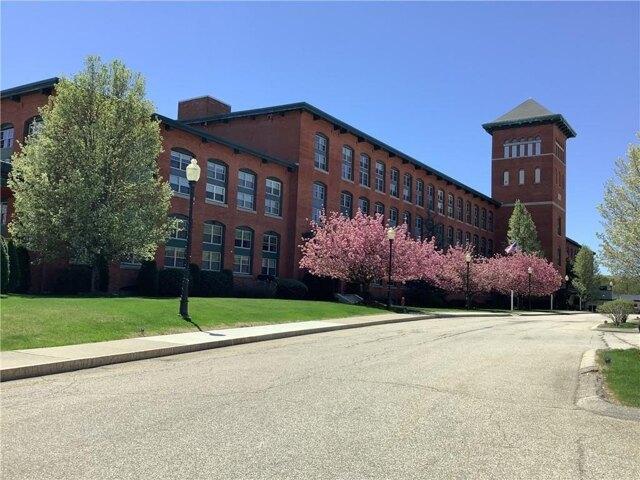 Condo for sale in North Smithfield, Providence County