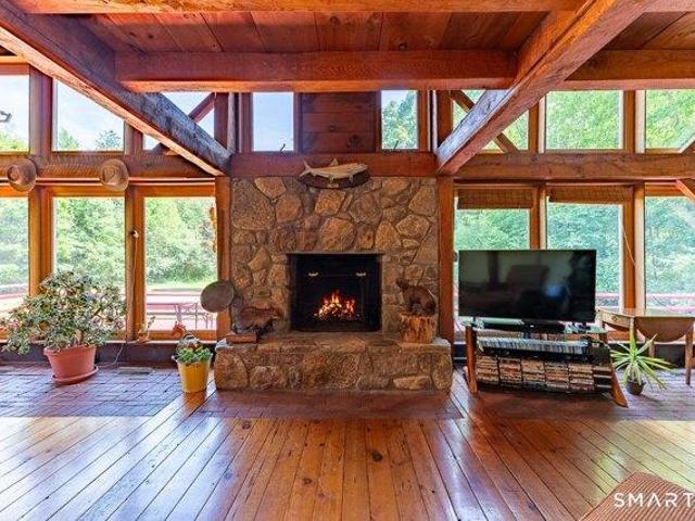 House for sale in North Stonington, Connecticut