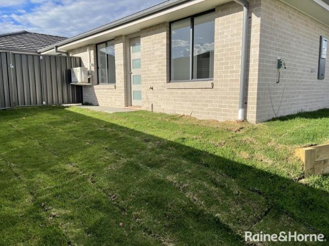 Duplex for rent in Piallamore, New South Wales