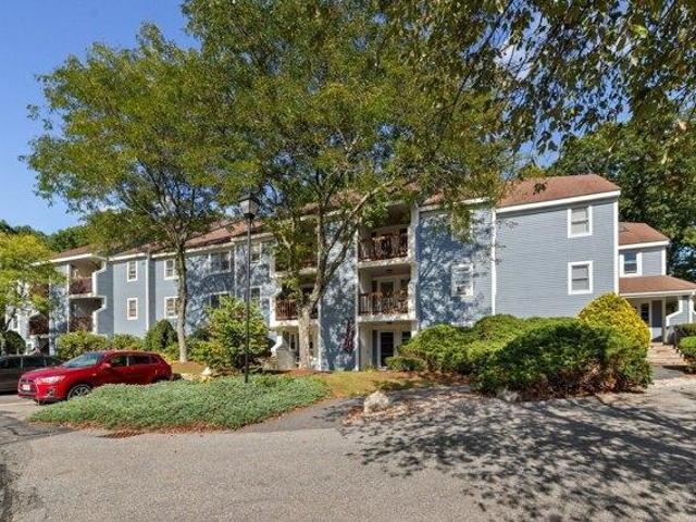 Condo for sale in Whitinsville, Northbridge