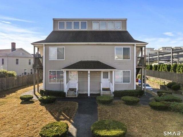 Condo for sale in Norwalk, Connecticut