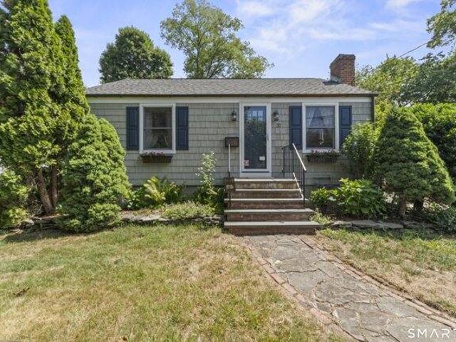House for sale in South Norwalk, Norwalk