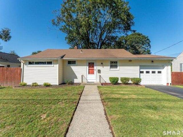 House for sale in Backus Corner, Norwich