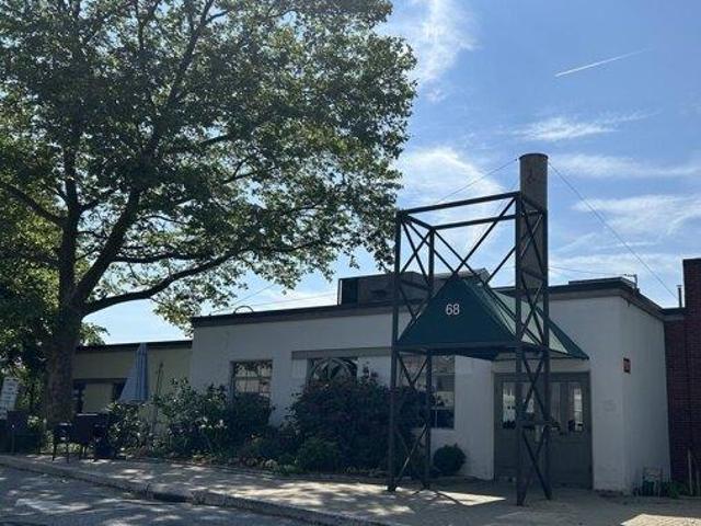 Condo for sale in Norwich