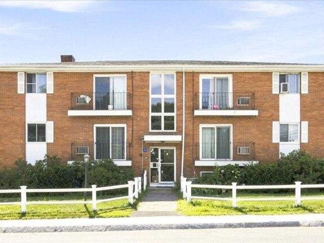 Condo for sale in Norwood, Norfolk County