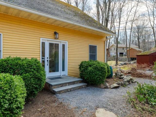 House for sale in Putnam Valley, New York