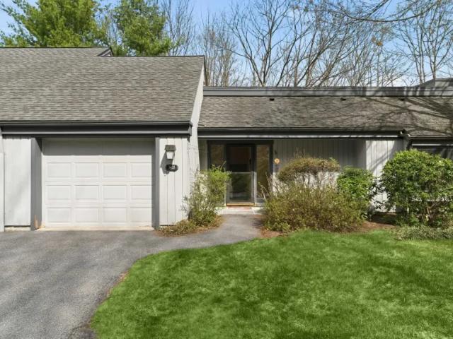 House for sale in Amawalk, New York
