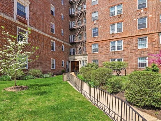 House for sale in Tarrytown, New York