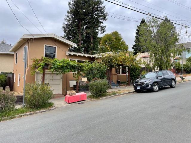 Condo for rent in Oakland