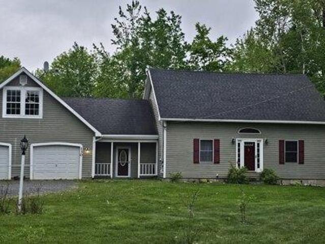 House for sale in Maine