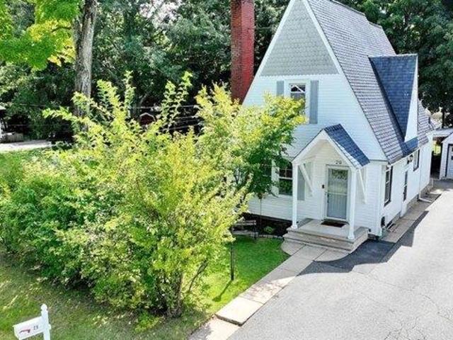 House for sale in Oakland, Bergen County