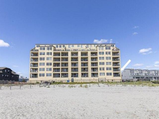 Condo for sale in Maine