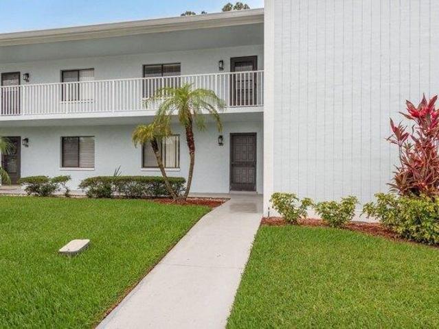 Condo for sale in Oldsmar, Florida