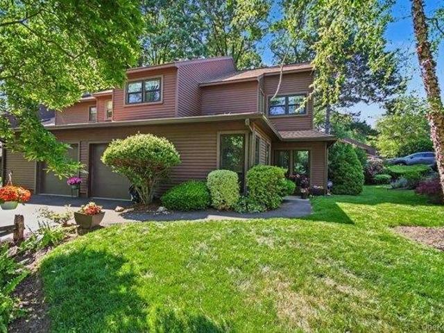 Condo for sale in Ossining, New York