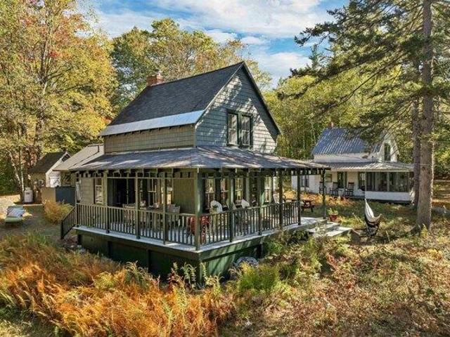 House for sale in New Hampshire