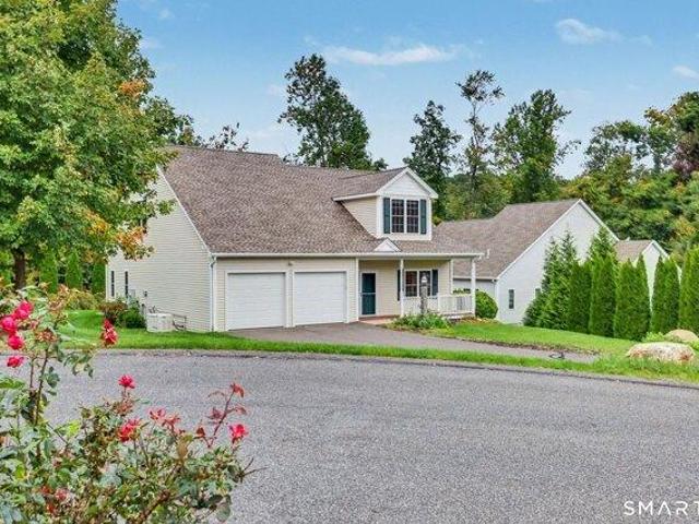 Condo for sale in Quaker Farms, Oxford