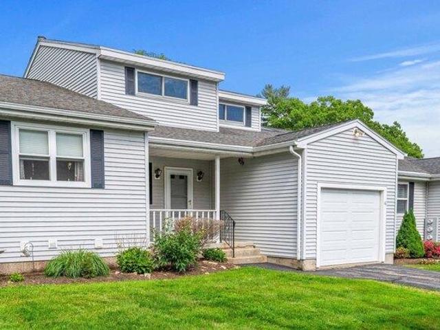 Condo for sale in North Oxford, Massachusetts