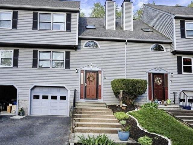 Condo for sale in North Oxford, Massachusetts
