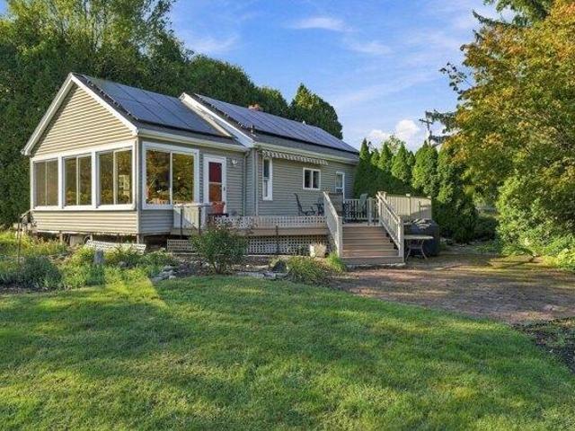 House for sale in Oxford, Worcester County