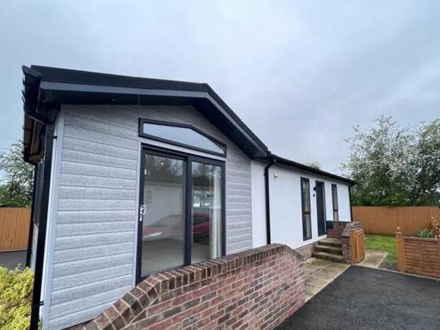 House for rent in North Town, Rumwell