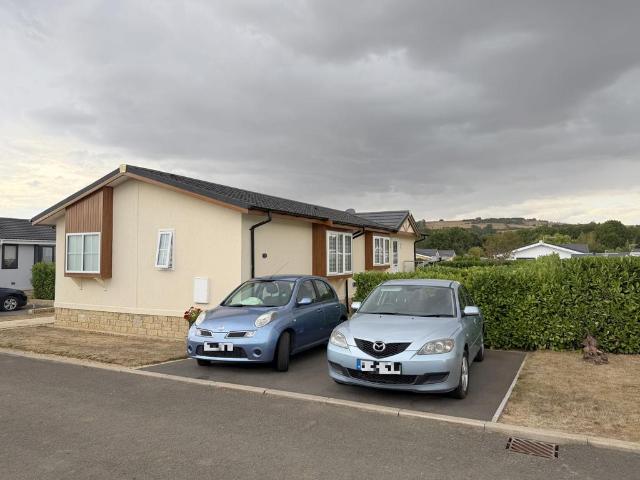 Park Home for sale in Crookhill, Worcestershire