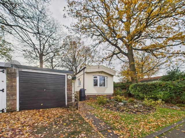 Park Home for sale in Chedburgh, Suffolk