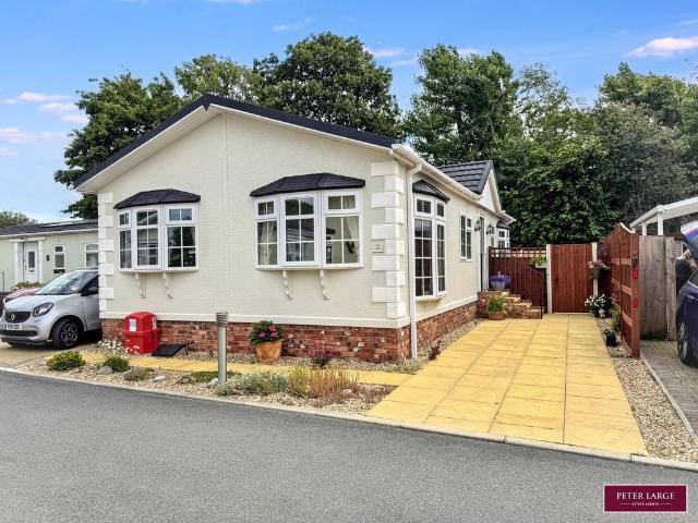 Park Home for sale in Prestatyn