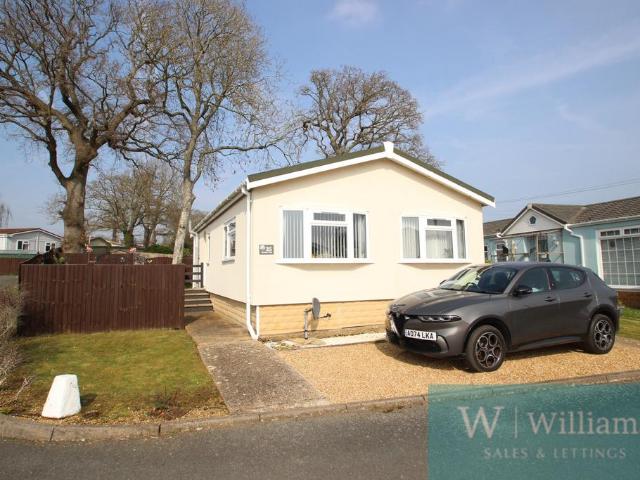 Park Home for sale in Whippingham, Isle Of Wight