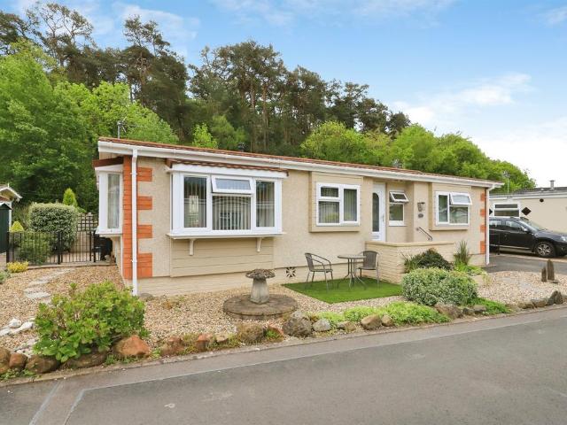 Park Home for sale in Wolverley, Rushock